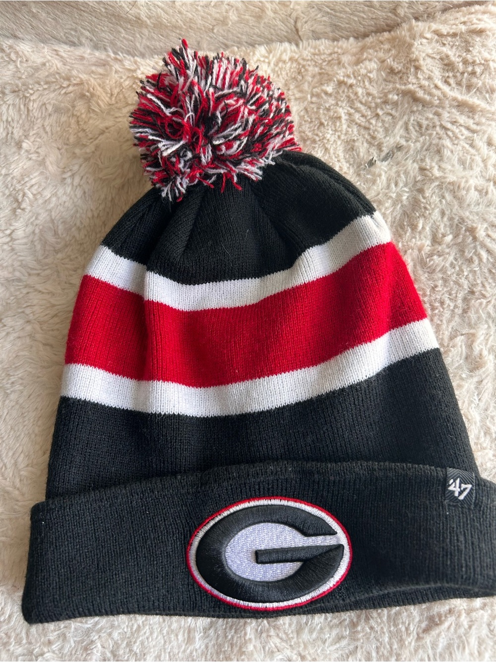 47 Black Red White Pom-Pom Knit Beanie